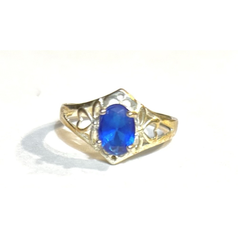 Pretty Blue Stone Ring size 8.25, ‎  925 silver
